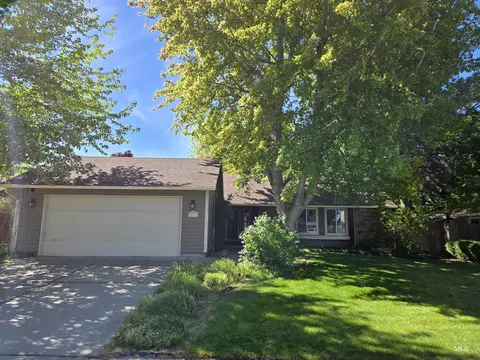 2277 E Independence, Boise, ID 83706