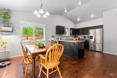 Dining - 1653 N Eagle Creek Way, Eagle, ID 83616 photo 3 of 4