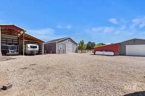 Exterior - 5410 W Beacon Light Rd, Eagle, ID 83616 photo 10 of 11