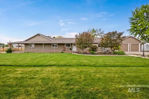 2333 N Mountain Ash Ave, Kuna, ID 83634