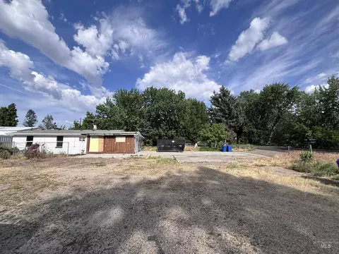 Exterior - 2152 Artesian Rd, Eagle, ID 83616 photo 14 of 14