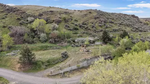 4785 A River Rd, Buhl, ID 83316