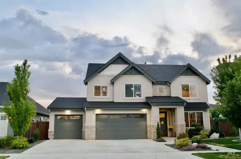 5899 N Levenham Ave, Meridian, ID 83646