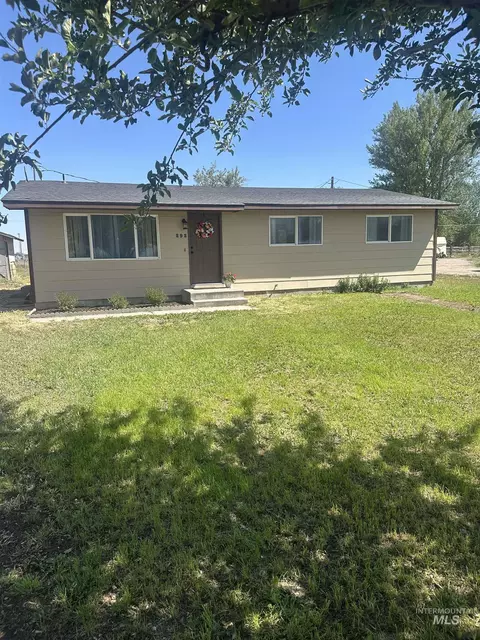 292 W Varsity Dr, Rupert, ID 83350
