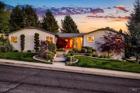 709 E Braemere Rd, Boise, ID 83702