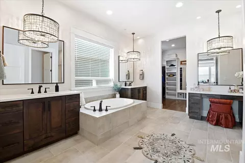 Bath - 594 S Devon Ave, Star, ID 83669 photo 2 of 6
