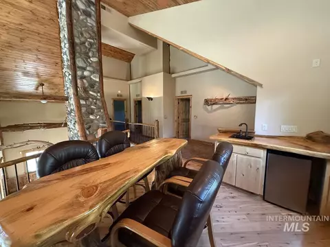 Dining - 515 Cabarton Rd, Cascade, ID 83611 photo 3 of 3