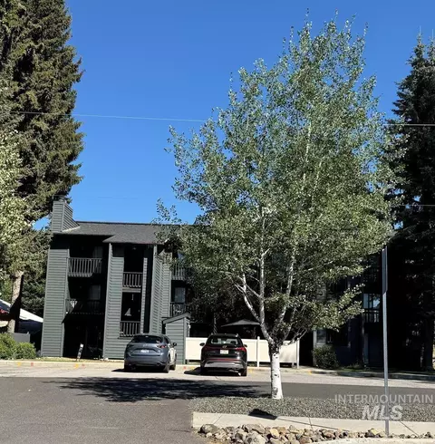 Other - 601 Hemlock St #3, Mccall, ID 83638 photo 1 of 7