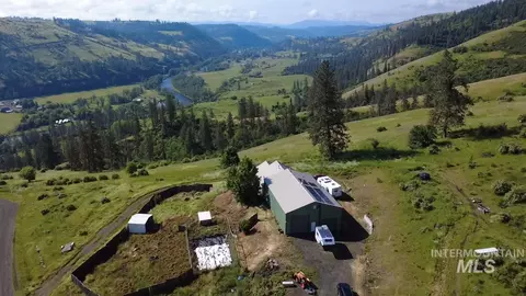 204 Canyon Dr, Kooskia, ID 83539