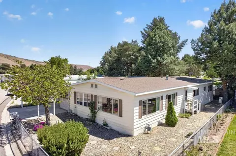 3554 Kingsland Way, Boise, ID 83716