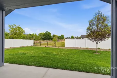 Exterior - 536 Mountain Loop Rd, Middleton, ID 83644 photo 3 of 7