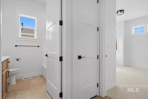 Entry Way - 536 Mountain Loop Rd, Middleton, ID 83644 photo 1 of 4