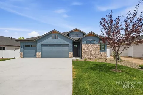 536 Mountain Loop Rd, Middleton, ID 83644