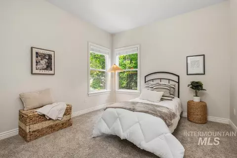 Bedroom - 576 E Riverchase Way, Eagle, ID 83616 photo 5 of 7