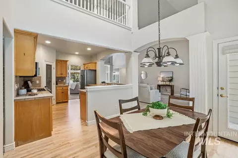 Dining - 576 E Riverchase Way, Eagle, ID 83616 photo 4 of 4