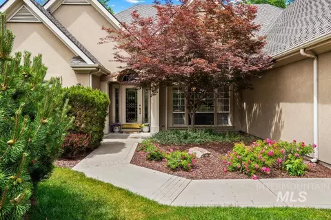 Exterior - 576 E Riverchase Way, Eagle, ID 83616 photo 1 of 7