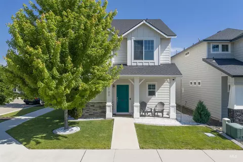700 E Boardwalk Row Dr, Meridian, ID 83642