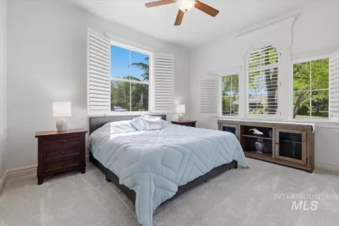 Bedroom - 810 W Sherason Dr, Eagle, ID 83616 photo 4 of 7