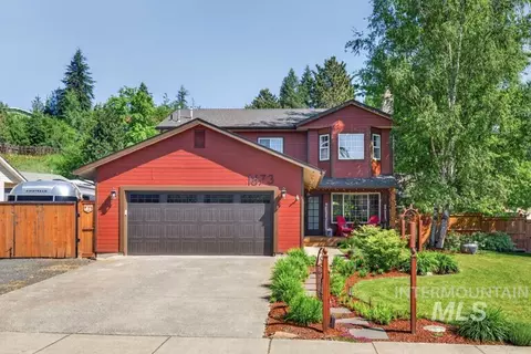 1673 Appaloosa Rd, Moscow, ID 83843