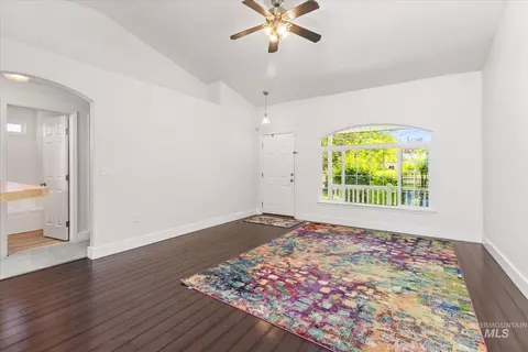 Living - 3907 N Abbott St, Caldwell, ID 83607 photo 1 of 3