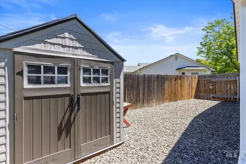 Exterior - 3907 N Abbott St, Caldwell, ID 83607 photo 7 of 7