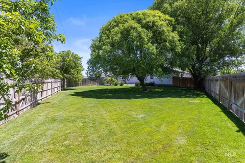 3907 N Abbott St, Caldwell, ID 83607
