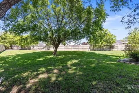 Exterior - 3907 N Abbott St, Caldwell, ID 83607 photo 2 of 7
