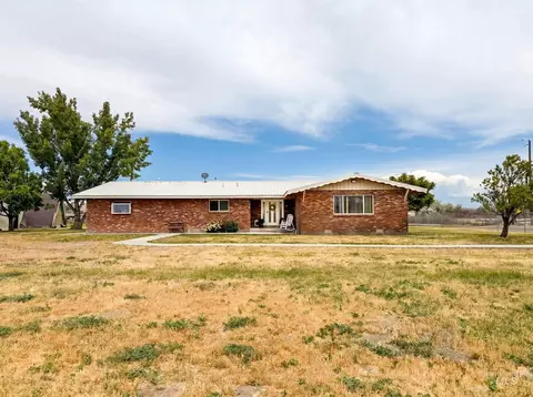 394 Chester Rd, Ontario, OR 97914