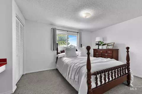 Bedroom - 315 E Pat Ln, Caldwell, ID 83607 photo 5 of 8