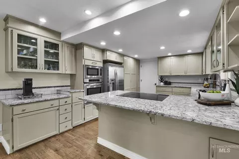 Kitchen - 315 E Pat Ln, Caldwell, ID 83607 photo 1 of 6