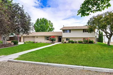 315 E Pat Ln, Caldwell, ID 83607