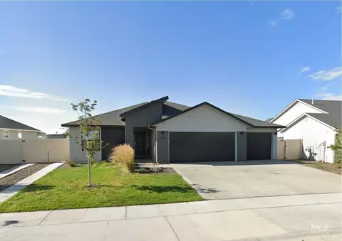 7767 E Flyway St, Nampa, ID 83687