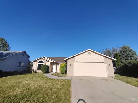 40 S Bingham St, Nampa, ID 83651