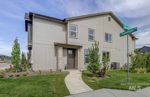 1362 N Meadowglen Ave, Meridian, ID 83642