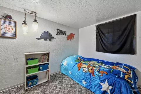 Bedroom - 30327 Hexon Rd, Parma, ID 83660 photo 3 of 4