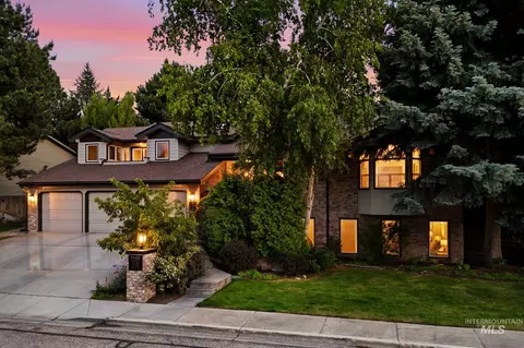 1103 E Harcourt Dr, Boise, ID 83702