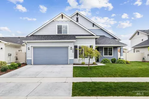 4888 N Predo Ave, Meridian, ID 83646