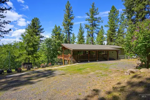 79 Sunset Loop, Cascade, ID 83611