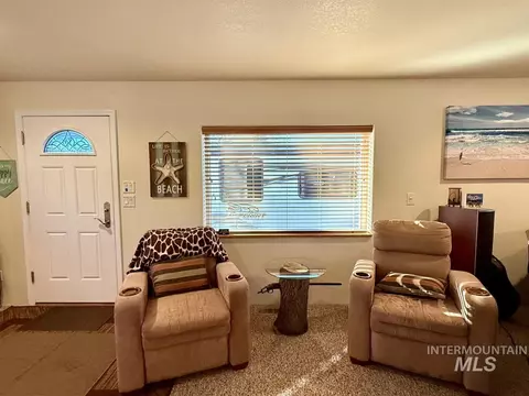 1 3 P St, Cascade, ID 83611 photo 10