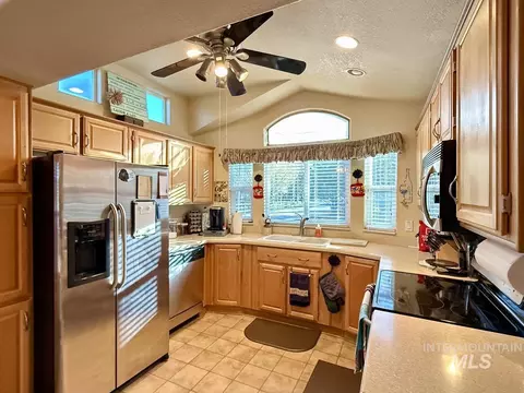 1 3 P St, Cascade, ID 83611 photo 11