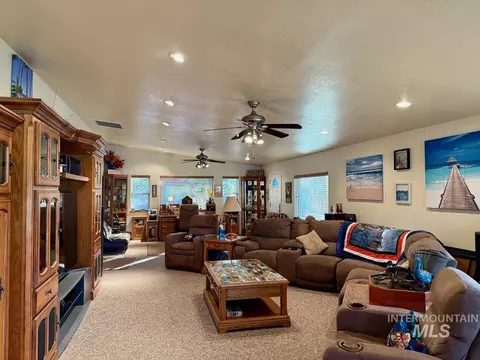 1 3 P St, Cascade, ID 83611 photo 8