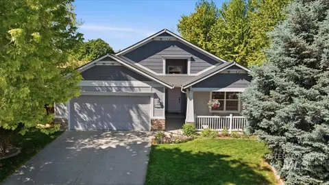 6119 S Red Shine Pl, Boise, ID 83709