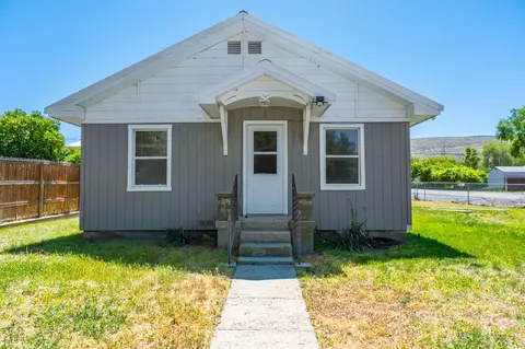 370 E Jefferson, Huntington, OR 97907