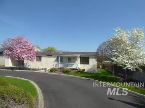 926 Frost Ln, Clarkston, WA 99403