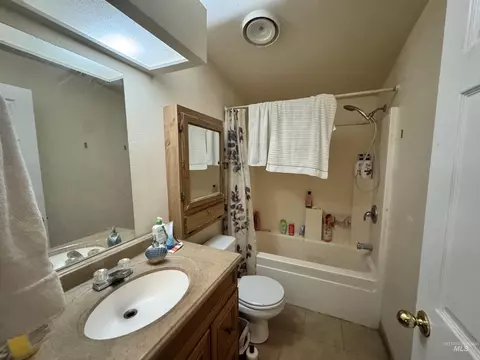 211 5th Ave W, Jerome, ID 83338 photo 2