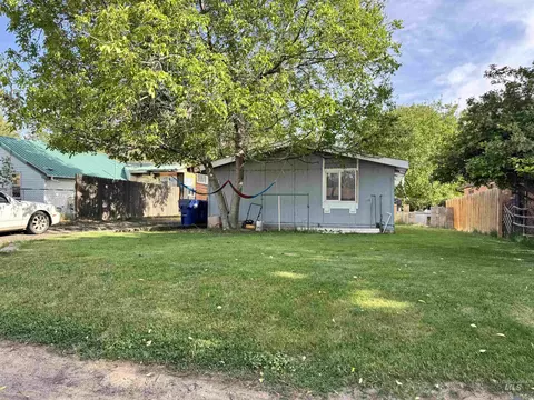 211 5th Ave W, Jerome, ID 83338