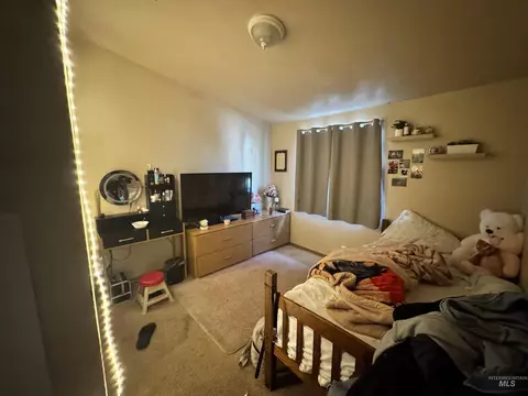 211 5th Ave W, Jerome, ID 83338 photo 3