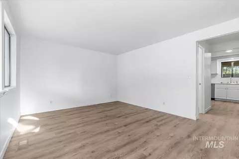 Living - 1448 E Carter Ln, Boise, ID 83706 photo 1 of 2