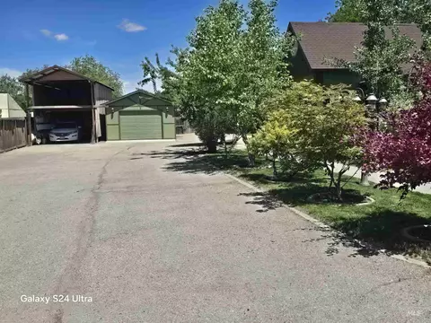 1334 Cascade Rd, Emmett, ID 83617