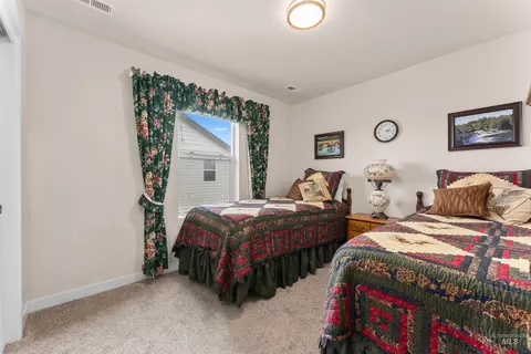 Bedroom - 5716 W Stadium Ln, Eagle, ID 83616 photo 4 of 4